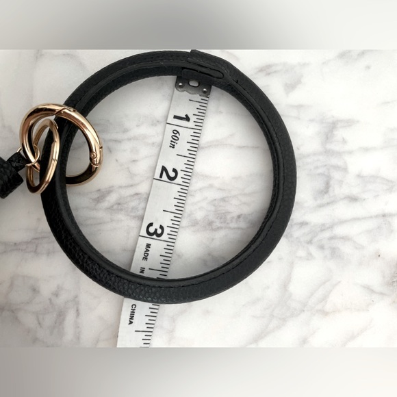 Key Ring Bracelet | Black Leather with Removable Fringe - Picture 3 of 4